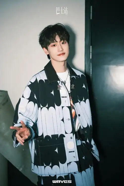 ak刘彰本人感谢嘉宾@阿达娃adawa@朱恩池zgodz下一站,深圳见!