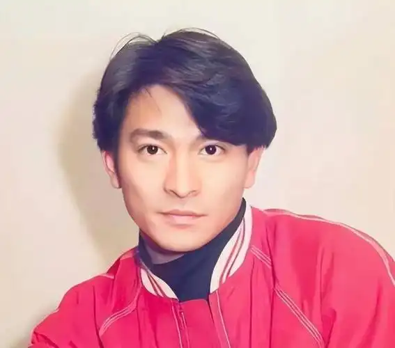 刘德华断崖式哀老白发苍苍似80岁老头网友泪目天王也老了