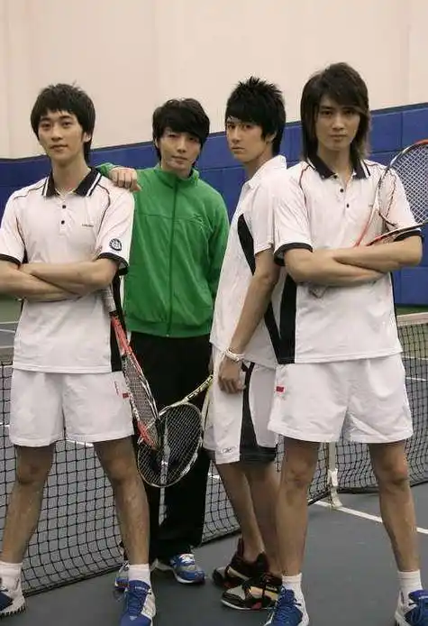 毛方圆:曾是沙滩排球运动员,组过男团,还是《祝卿好