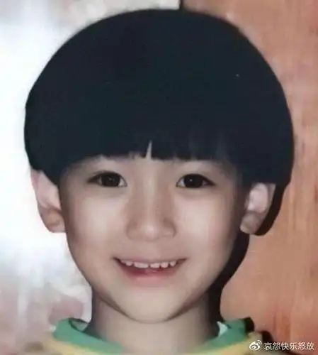 从小就是美女帅哥,杨幂饰演李亚鹏表妹超灵气,章子怡长相清秀