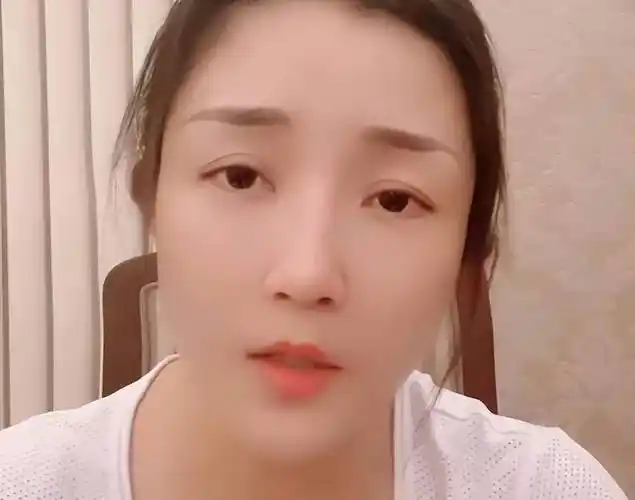 农民歌手祁隆,爆红后娶了不离不弃女友,却在婚后因作风问题离婚_乐凡