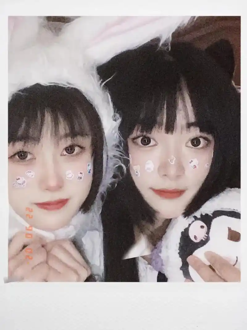 惊易烊千玺女友照片流出