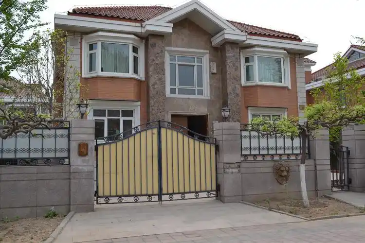 北京市丰台区丰葆路168号北京国际花园102号别墅