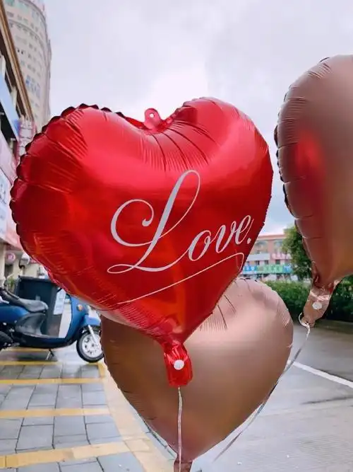 周杰伦口中的告白气球奔现了