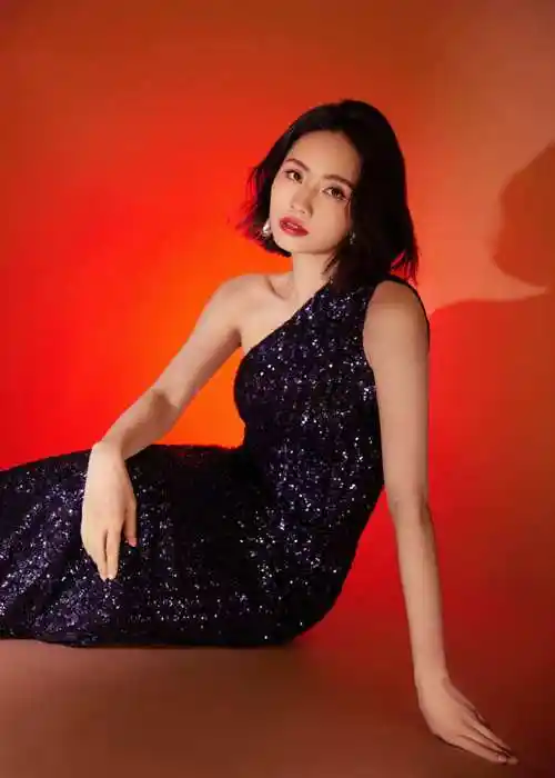 刘惜君风吹麦浪唱出好丰年##龙腾虎跃中国年味