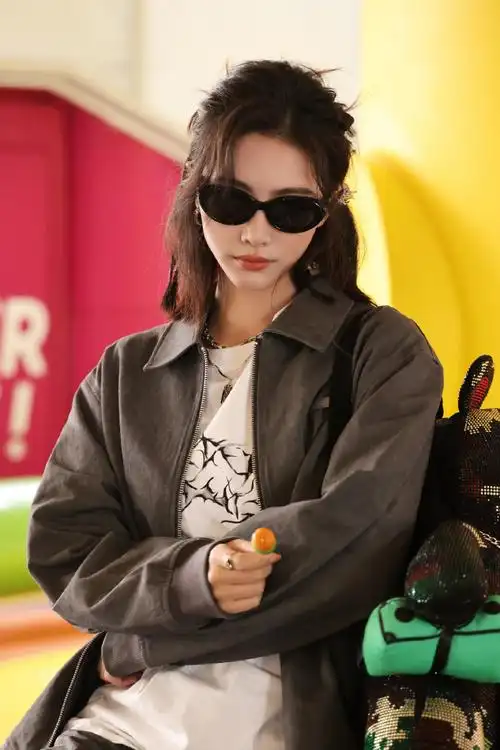 许佳琪的秀场日记