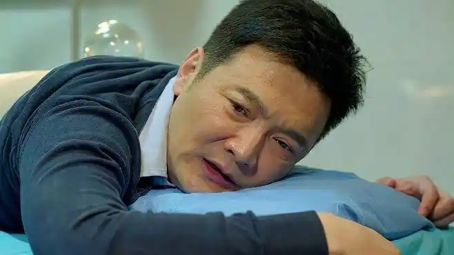 小别离:老张吃够了嫩草,想换换口味,竟看上了佳妮!