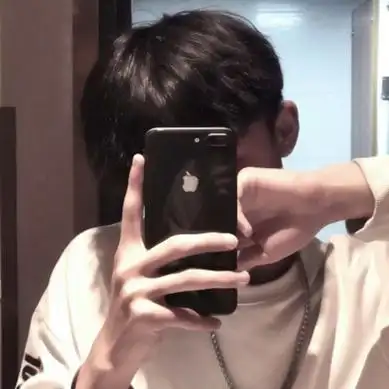 男头手机挡脸高清帅气的qq头像男生拿手机档脸图片