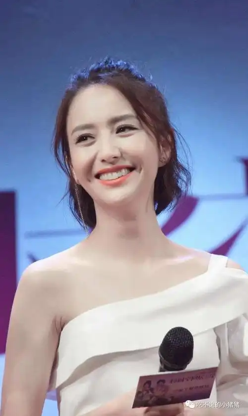 看完佟丽娅的美貌后才真正理解春宵苦短日高起从此君王不早朝了