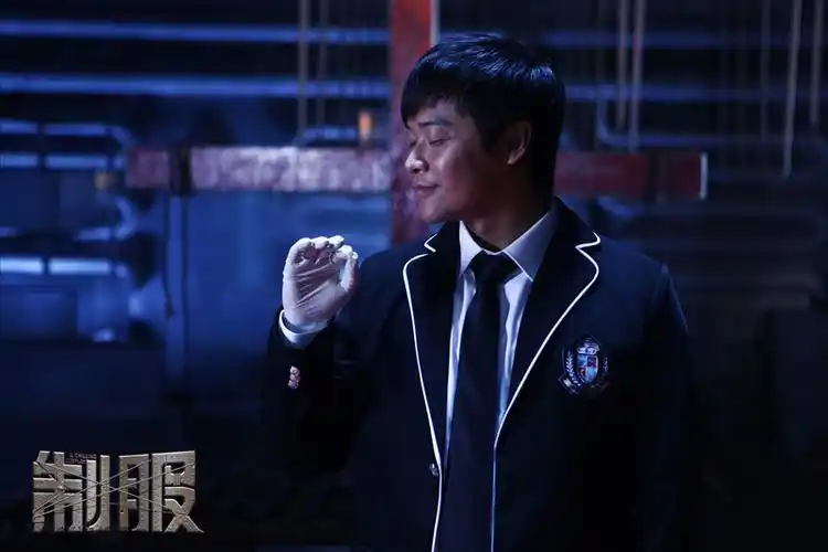 p>陈思诚,原名陈思成,1978年2月22日生于辽宁省沈阳市,中国大陆男导演