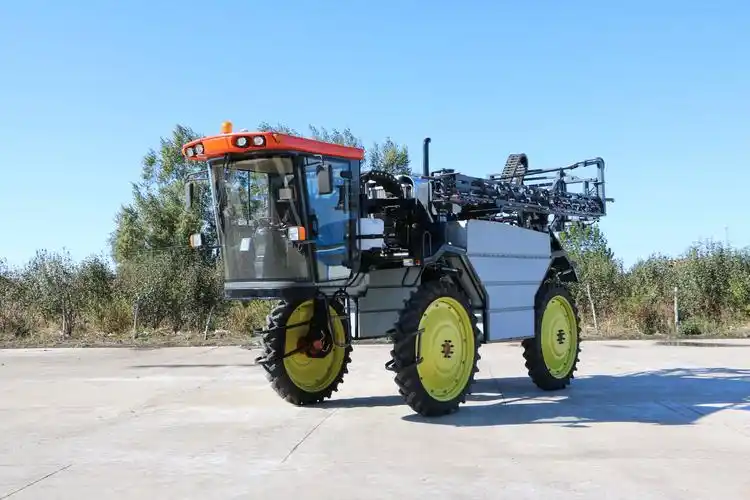 行走动力,不需要其它动力提供就能完成自身工作的一种农业机械,属于 a