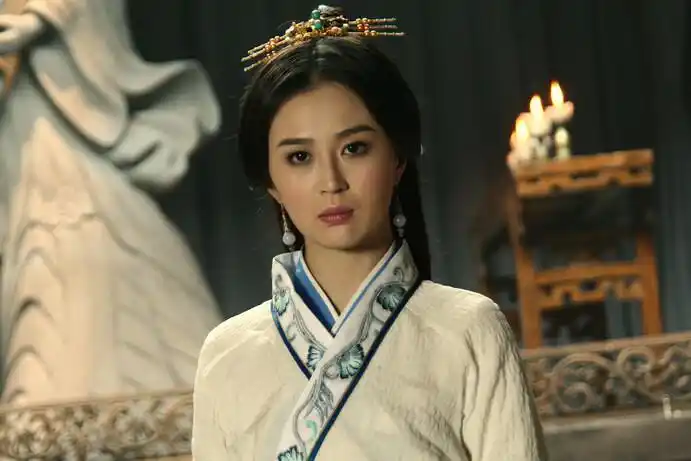 刘竞 饰 周芷若