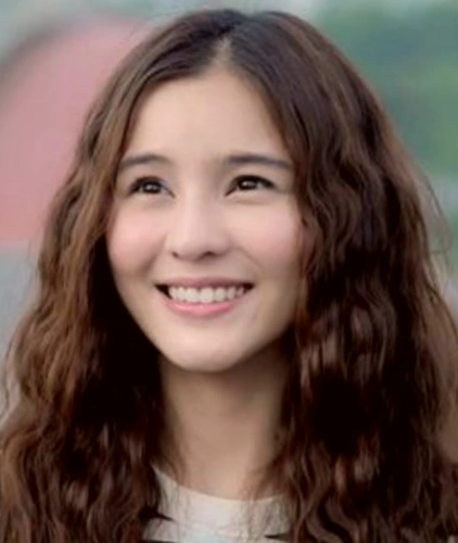 尖头顶瓜子脸适合什么发型女40岁