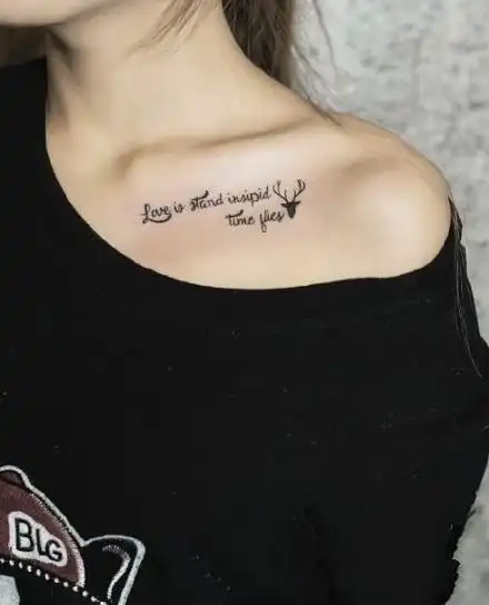 锁骨简约纹身9张锁骨上的小清新简约黑灰纹身作品图案