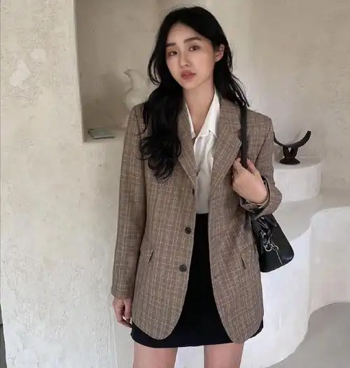 秋季穿搭如何做到又美又保暖?跟着时尚博主这样穿,不担心撞衫