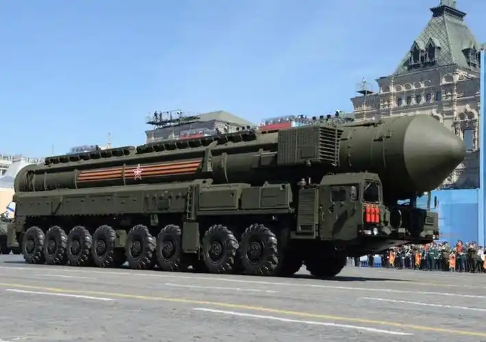 2015年底时,俄罗斯已拥有了25枚rs-24洲际弹道导弹,至少装备了俄罗斯