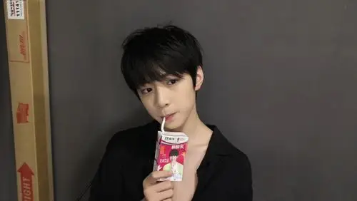 刘耀文 - 堆糖,美图壁纸兴趣社区