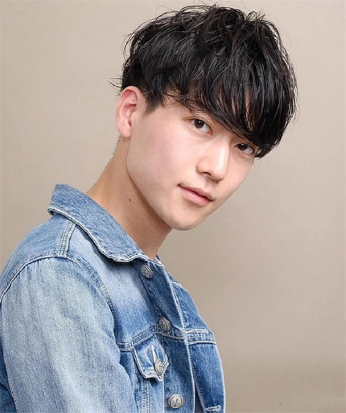 空气烫纹理烫发型 潮男烫发帅不可言_男生烫发 - 美发站