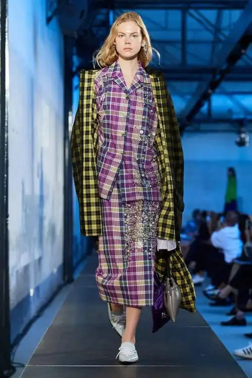 极简时尚no21米兰时装周2021春夏系列