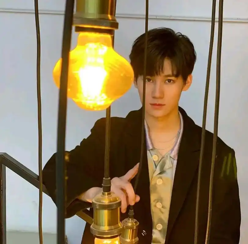 爱豆头像tnt时代少年团张真源