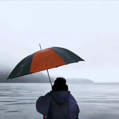 干净好看的优质背影帅气男头(男生干净头像帅背影) - 头像图片网