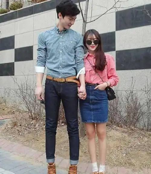 这些情侣的身高差实在是太大了