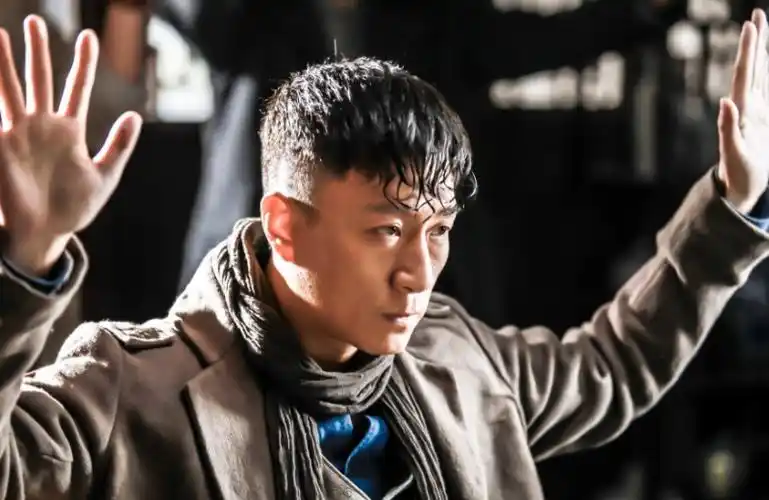 大哥孙红雷,饰演监狱狱长超霸气,演绎大时代背景下的追梦人