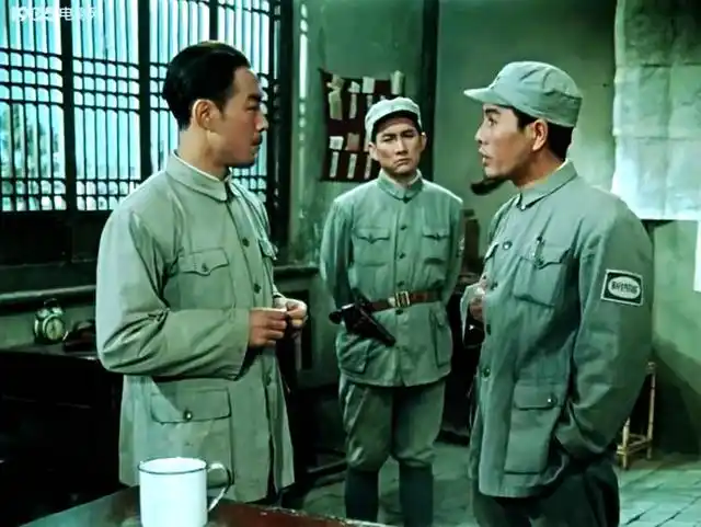 记得电影《东进序曲》吗?著名演员李炎主演,故事曲折,扣人心弦