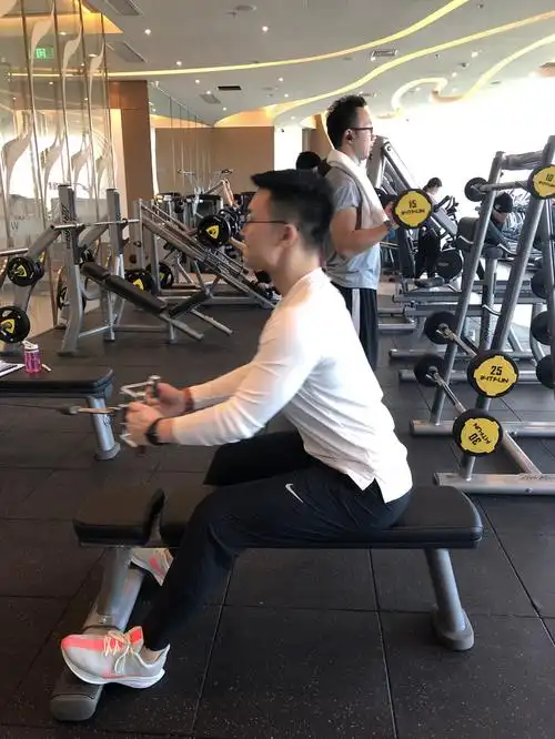 春风十里不如——你,疼爱你自己之~~~威尔士健身美背篇