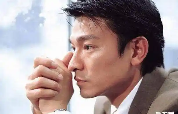 刘德华家人照片曝光,妻子被吐槽像大妈,女儿颜值很高_状态_发展_公众