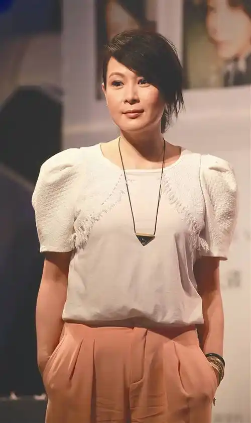 刘若英的新式婚姻生活:一直分居,一直恩爱,"分居婚"也很幸福