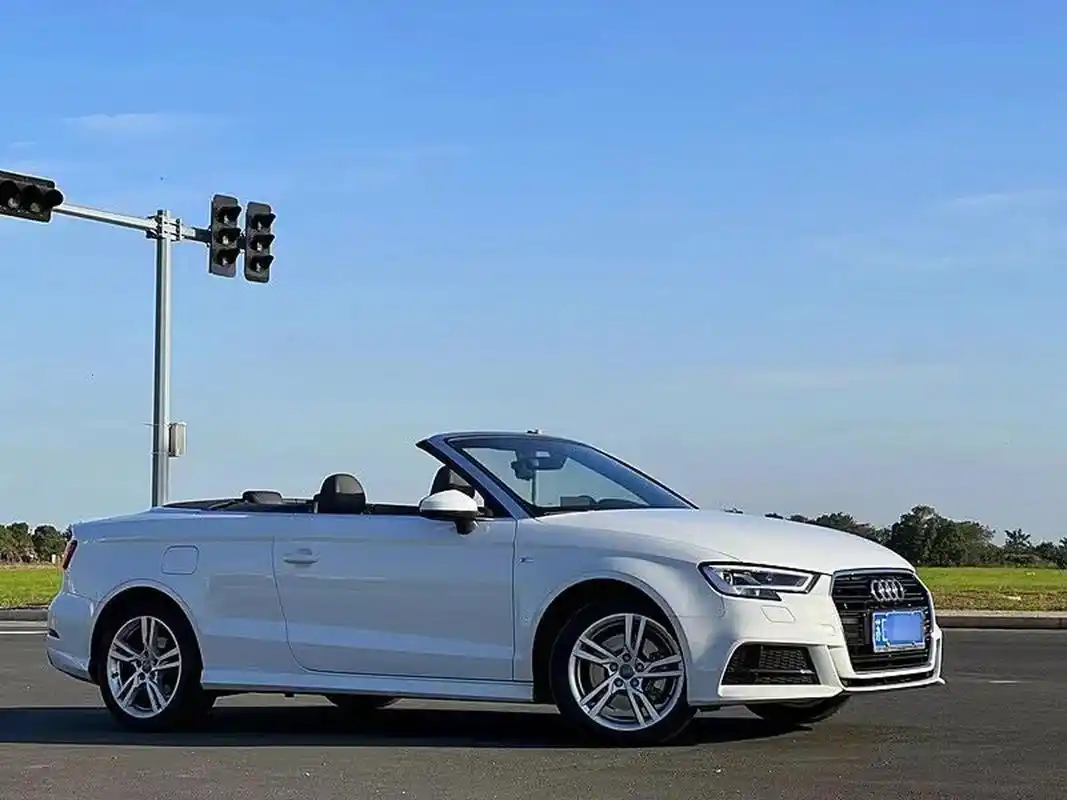 18年奥迪a3 cabriolet 40tfsi敞篷跑车 新到 18年奥迪a3 cabriolet 40