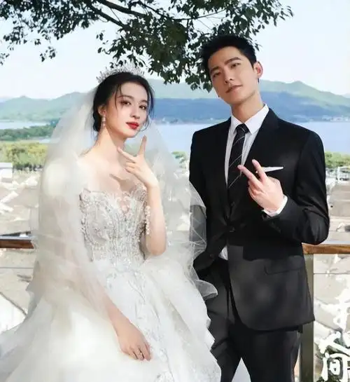 杨洋再传绯闻,情史比作品还精彩,涉及乔欣张天爱,王楚然被遗忘|李沁