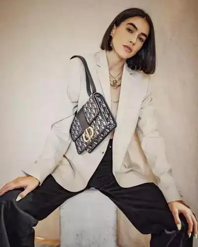 年度包王出炉,2019霸屏女明星街拍的10个包