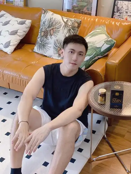 30岁男人的惊喜内服