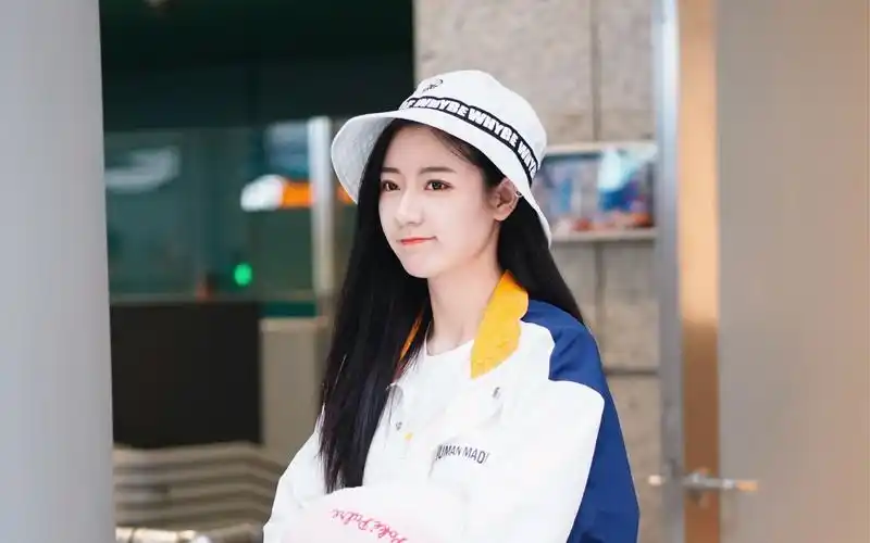 【李宇琪】20190820 嗖谷外务 虹桥送机_哔哩哔哩_bilibili