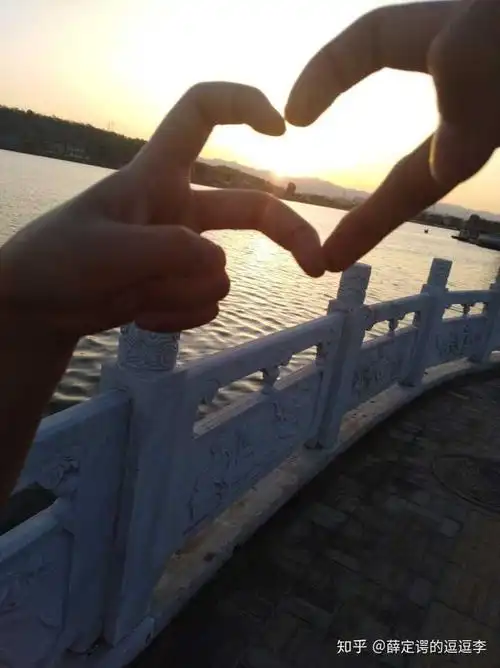 网恋奔现后发现对方长得很丑怎么办?