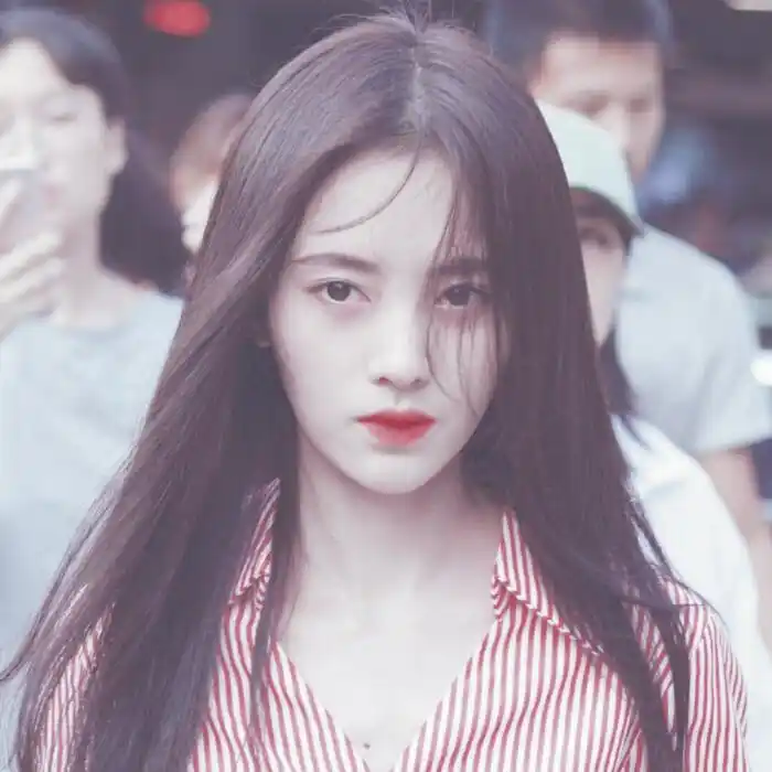 鞠婧祎头像/by沈灿阳