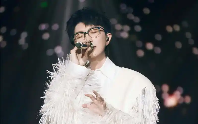 《消愁》|2023毛不易"幼鸟指南"巡回演唱会0915北京站收官