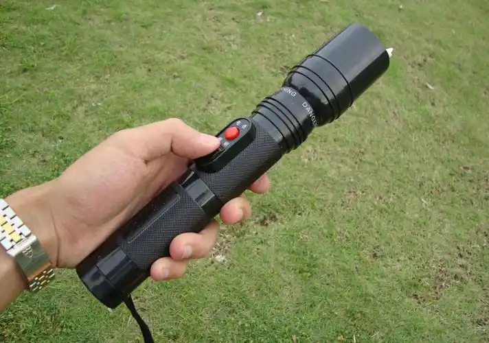 强光手电电棒接线图