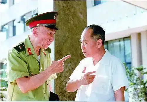 八一勋章获得者程开甲他的事业惊天动地让中国穿上核铠甲