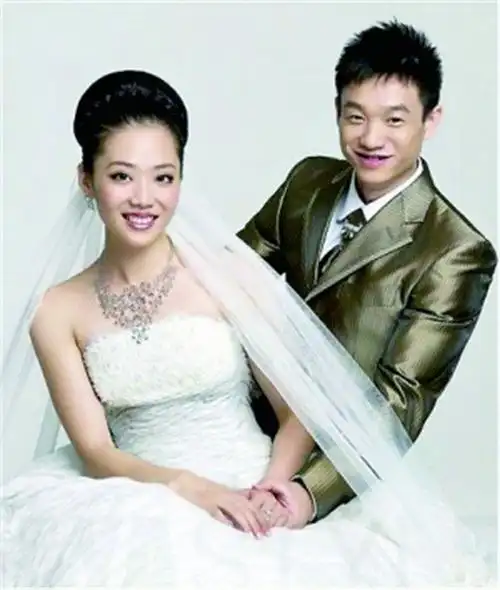 奥运冠军肖钦女友诈骗5800万被牵连退役消失8年后再次露面