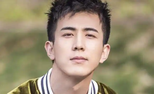 90后人气男明星top10之首谁?肖战华晨宇胡一天白宇_马可_李川_许魏洲