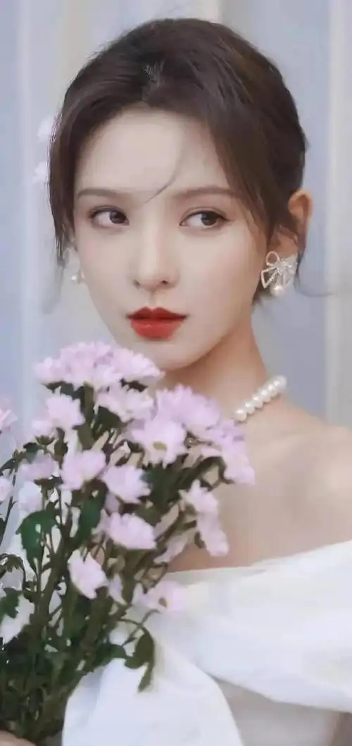 优雅女神,邻家女孩,张予曦写真图集_网易订阅