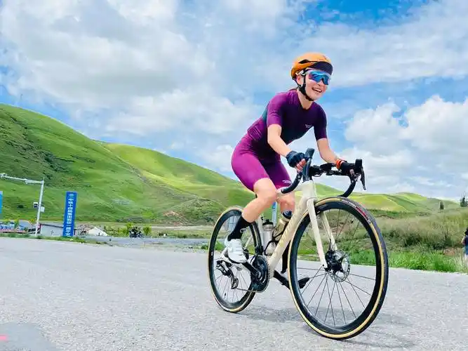 私教课 | 骑行,是一项很贵的运动吗?_蔡超_张羽_自行车