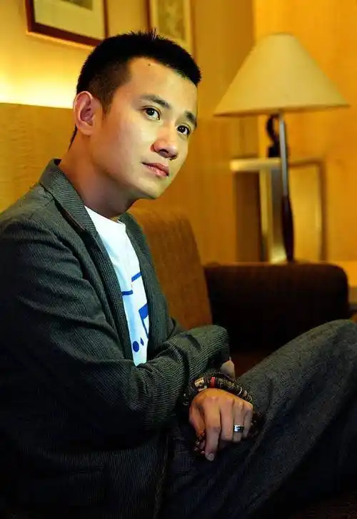 马伊琍和文章:婚姻没有容易的路可走,捷径后面都是坑_短发_演技_年代