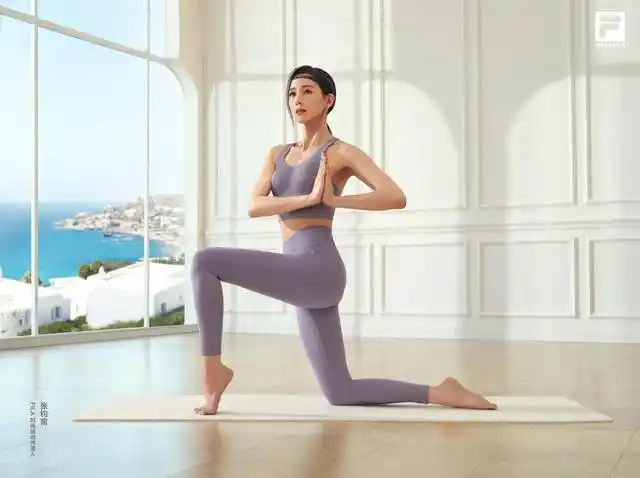 阐述高颜时尚健身张钧甯正式代言fila