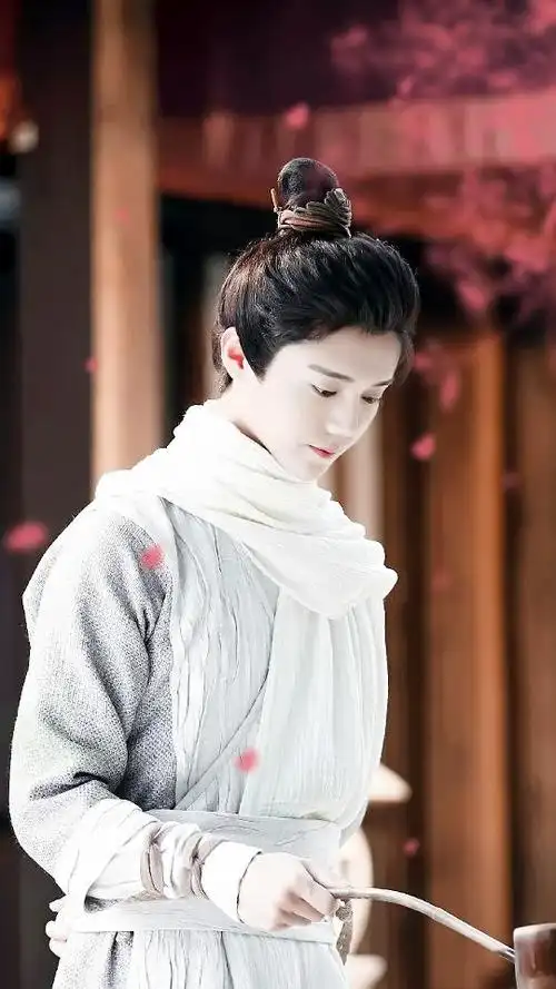 公认的四大古装美男颜值炸裂(经得起全束发考验的古装美男子)(36)