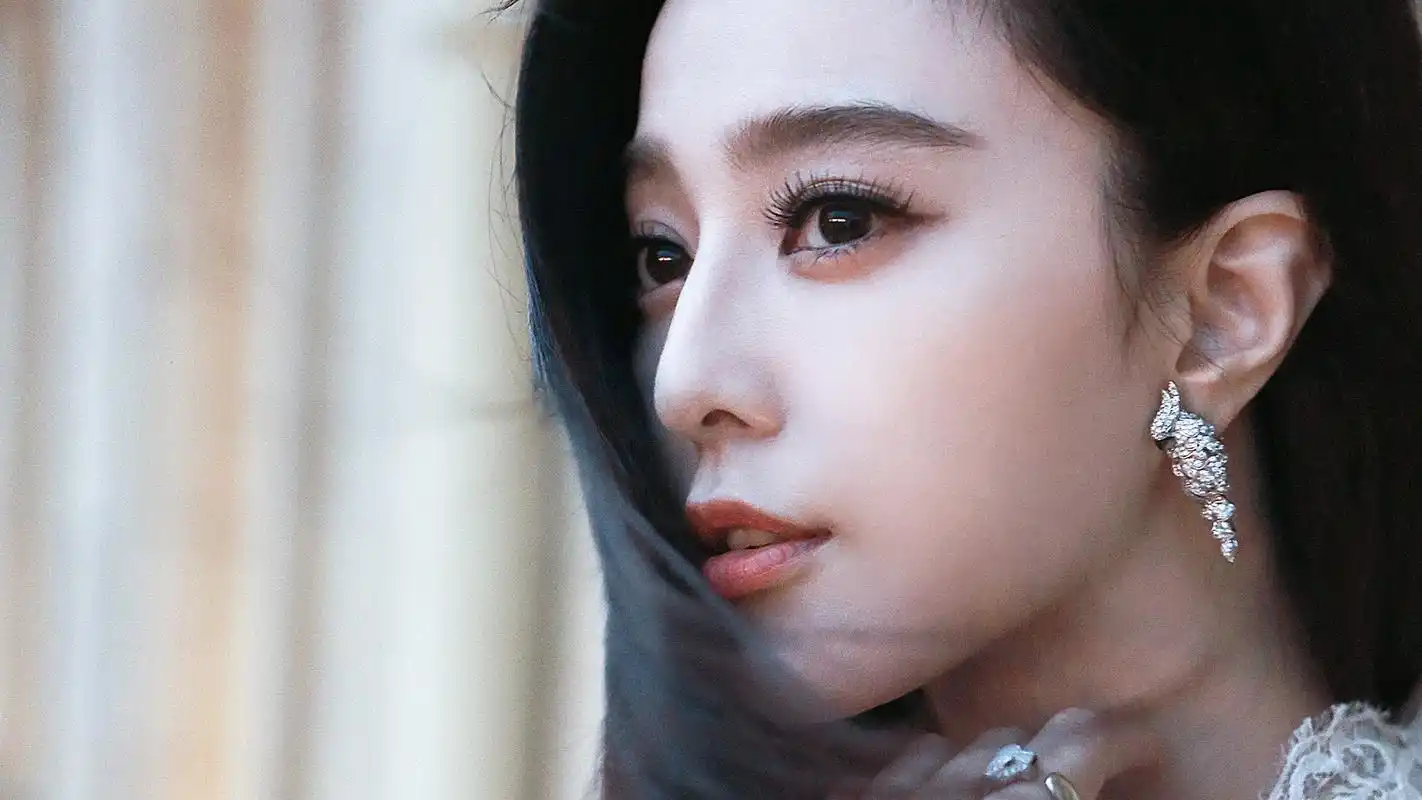 范冰冰时尚写真高清桌面壁纸