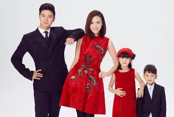 她是超女中最大的人生赢家婚姻幸福儿女双全如今美出天际